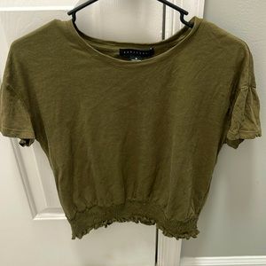 Sanctuary short sleeve olive green size medium elastic bottom shirt